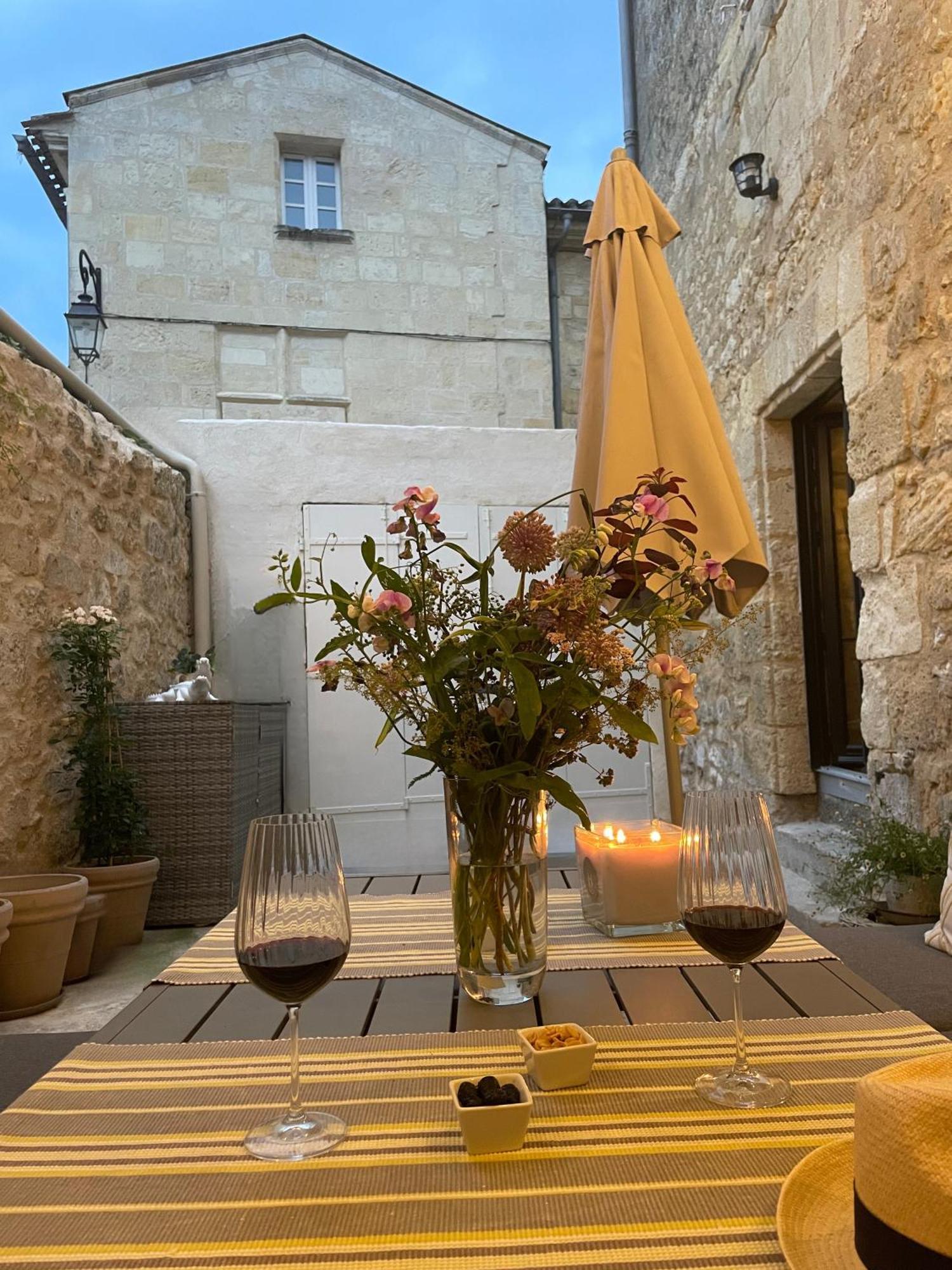 La Maison Du Clocher Saint-Émilion Exteriör bild